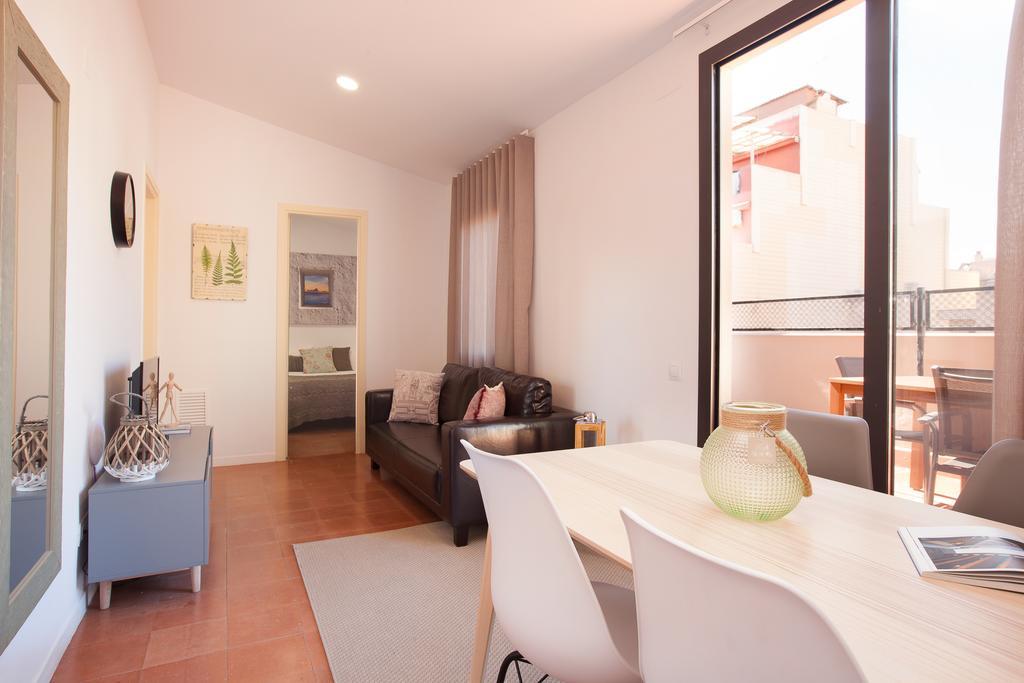 Click&Flat Europa Fira Apartments L'Hospitalet de Llobregat Exterior photo